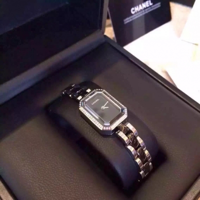 【自用款Chanel自用接近8年時間】不多說，不介紹，一句話，陪了我8年的手錶！