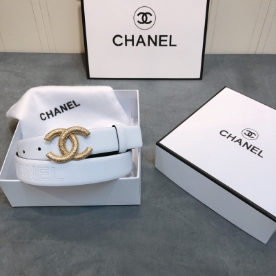 Chanel香奈兒皮帶 CC淺金雕花logo扣. 3.0mm精品， 小牛皮軟腰帶