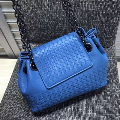 Bottega Veneta6163，原版羊皮編織，隨性不挑人，內裡豬皮，淺藍，尺寸28cmx16cmx14cm