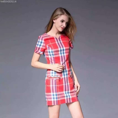 【2016夏裝新款女裝連衣裙】BURBERRY高端品質保證品質，事實拍圖，上身效果非常顯瘦，版型非常修身，進口頂級密度高棉面料