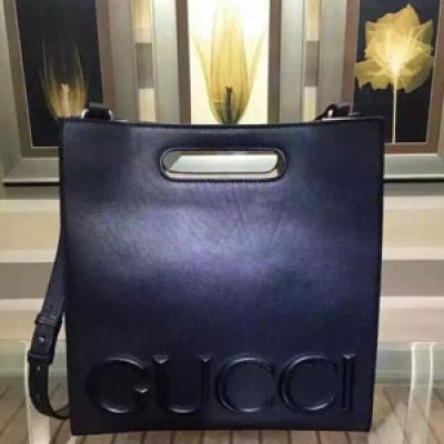 【GUCCI】2016新品，新款到貨，市場頂級獨家控貨專/櫃品質  採用進口牛皮，原廠五金！精緻做工。獨家實物拍照品質如圖可見 。 顏色：裸粉色，尺寸：31cm*32cm*13cm。