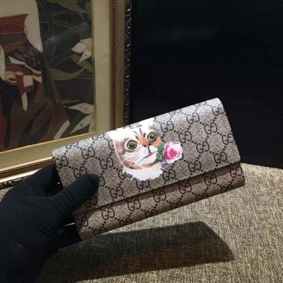 【Gucci 新款】款號：424894～人氣產品、四色貓頭與老頭出貨了原版防水料，採用頂級原版進口納帕牛皮，紋路清晰 皮質柔軟手感舒適專櫃品質、做工精細實物拍攝尺寸19.5cm*11cm*3.5cm*