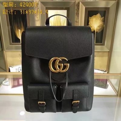 【GUCCI-古奇】十年打造專業GUCCI 市場頂級獨家控貨，專櫃品質  採用進口牛皮，原廠五金！精緻做工。獨家實物拍照品質如圖可見 尺寸：31*37*14.5