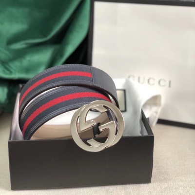 Gucci古馳皮帶 新款 互扣式G帶扣深受品牌輝煌的70年代經典設計所影響，得以重新詮釋。安放於織紋皮革腰帶之上。3.8cm
