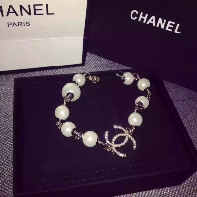 2015 銀色 金色 Chanel 香奈兒最新爆款手鏈 ，?品質一如既往的好 歡迎專櫃對比！