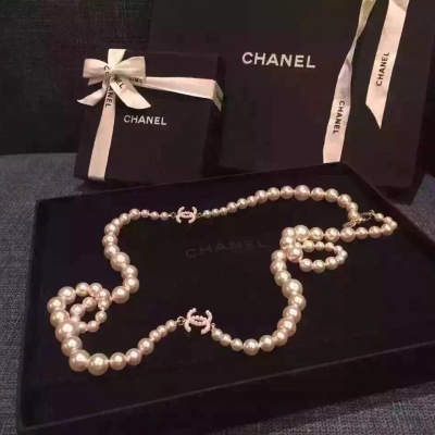 Chanel大S同款項鍊 香奈兒專櫃同款 淺金色 雙C鑲小米珠 大小珠交錯製造 讓您帶出與眾不同 淺金版！