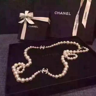 Chanel香奈兒不規則珍珠項鍊專櫃同款 淺金色 雙C鑲小米珠 大小珠交錯製造 讓您帶出與眾不同 淺金版！