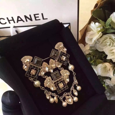 Chanel原版對照圖，香家15 新款滿天星水晶流蘇胸針 ZP 黃銅施華洛水晶夠奢華