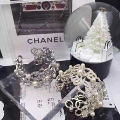 【專櫃款】Chanel香奈兒奧鑽珍珠誇張手鐲【2016年新款】【一比一品質】原版金色電鍍！