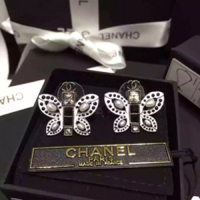 一比一專櫃款Chanel蝴蝶方鑽珍珠耳釘 3色入