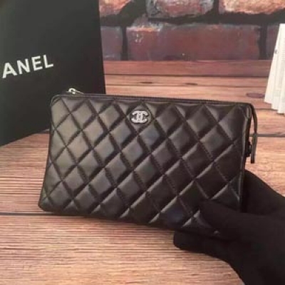 Chanel香奈兒 經典系列手包對折款超大容量原版綿羊皮 皮質柔軟像嬰兒皮膚美好原單貨 小號尺寸：26*14.5（26）cm