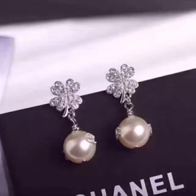 Chanel珍珠耳钉系列到貨 看款無需美圖