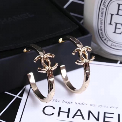實拍 高端制定 奢華大牌Chanel香奈兒2017年早春新款 菱格紋CC半圓環耳環 氣質款 霸氣範