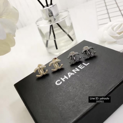 chanel 2017早春新款火爆新款耳釘 專櫃材質黃銅  飛蝶扣