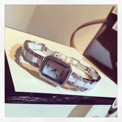Women Watch   氣質款 經典款 一直流傳 Chanel 香奈兒鋯石手鏈表  品牌手錶 奢華腕表  進口瑞士石英機芯  生活防水