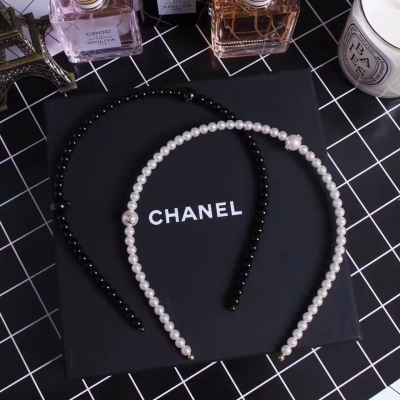 實拍 奢華大牌的Chanel香奈兒簡約風珍珠頭箍！！！很百搭！很仙女！！！【材質】人造珍珠