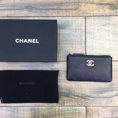 Chanel2017黑色零錢包 強勢來襲火爆程度不亞于當前的明星同款，發財包。拉鍊錢包  零錢包。全部現貨！