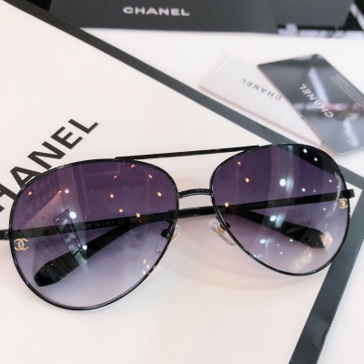 2019新款 Chanel香奈兒墨鏡 CH3781 SIZE：53-18-140 潮流爆款 時尚蛤蟆框太陽鏡 高品質 佩戴舒適 網紅潮款墨鏡 特色鏡腿
