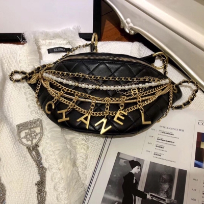 Chanel香奈兒 神秘古埃及復古風 高級手工坊 精緻 走路都帶風的腰包來了 獨特金色配飾 珍珠鏈條 巨美