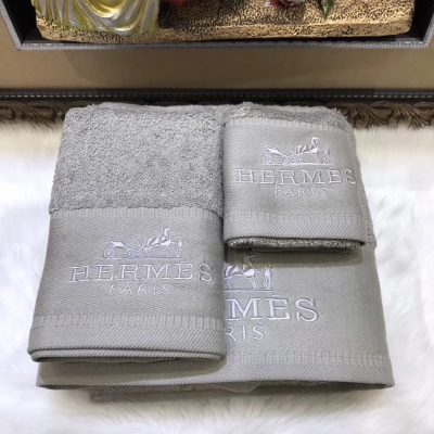 Hermes愛馬仕浴巾三件套 面料採用進口巴基斯坦長絨棉 加厚棉質 超柔軟手感 吸水性強 耐洗易打理 純潔白