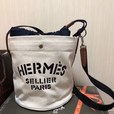 Hermes愛馬仕水桶包 米白色 現貨