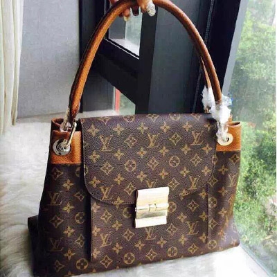 Louis Vuitton M40580 原版品質，有土 黃，紫色！ size:37*24*17.