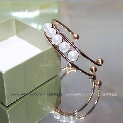 Dior迪奧 爆款 316鈦鋼 開口珍珠 手鐲 D45620