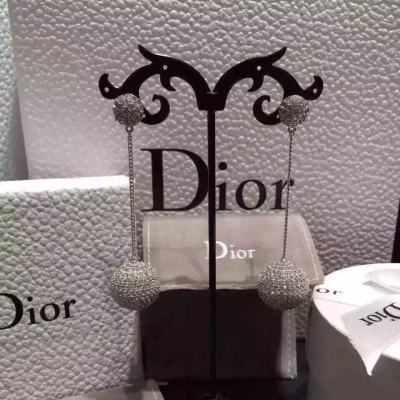 Dior.2015.專櫃代購.頂級貨.純鑲嵌工藝鉑金電鍍...925純銀耳針防過敏高端.品鑒 完美品質!