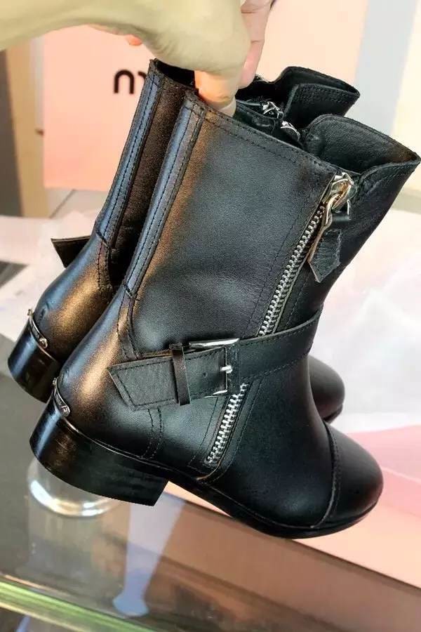miumiu-繆繆2014秋冬新款短靴意大利進口頭層牛皮面料.絕對好材料