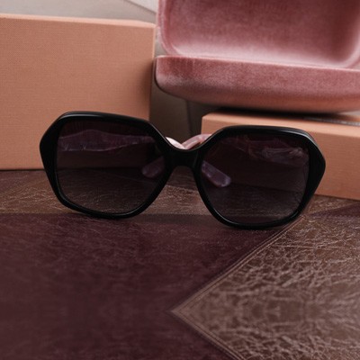 2014年MIUMIU繆繆新款 時尚復古 大框女士太陽眼鏡墨鏡 5619