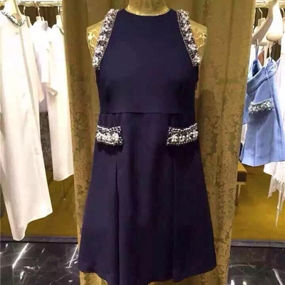 MIUMIU小辣椒同款釘珠背心連衣裙2015miumiu專櫃最新款，原版高級定制，釘珠全部純手工，牛貨非常新的一款miumiu原版原標，高級客供面料。藏藍色。SML。miumiu原版原標