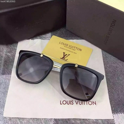 Louis Vuitton路易威登ZO649W size：55/20-135 格子皮革腿 方框男女通用太陽鏡 時尚墨鏡