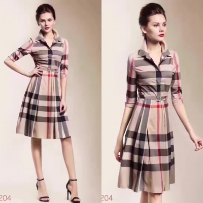 17年 Burberry博百利夏天女裝格子連衣裙出貨啦，對格曲線，配腰帶 面料棉質，保證品質 ，6色為主，分別5碼數：S、M、L、XL、XXL，選擇此款絕對