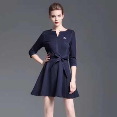 【2017新款秋季】BURBERRY巴寶莉官網同款新款裙子 尺碼：S M L XL XXL 顏色：黑色 藍色 尺寸表：單位(CM)