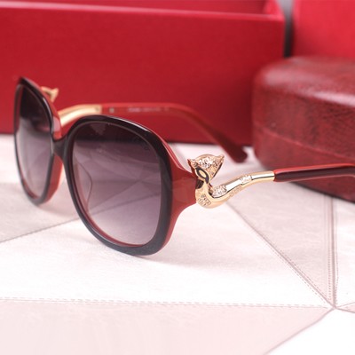 新款Cartier卡地亞時尚狐貍頭女款 潮流太陽鏡駕駛鏡太陽眼鏡偏光鏡墨鏡 Ca1030S