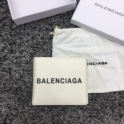 Balen Bazar Balenciaga巴黎世家 最新款短夾錢包 黑白二色 義大利原廠荔枝紋牛皮 尺寸：11*1*9.5cm