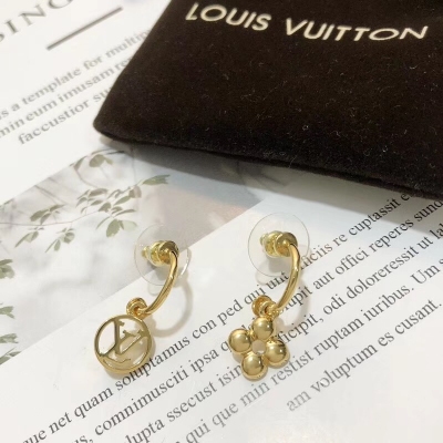 LV2018年早春度假系列耳釘濃濃的春暖花開氣息！Louis Vuitton路易威登純手工出品，高級定制！