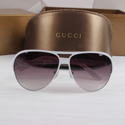 GUCCL古馳新款太陽鏡 潮流防紫外線遮陽時尚墨鏡女太陽眼鏡 GG4233