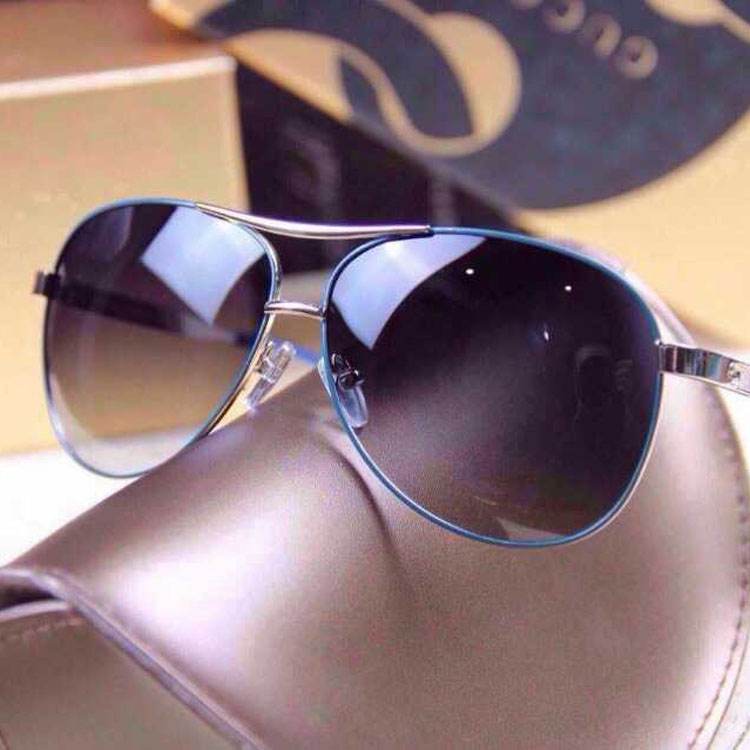 【GUCCI】2015新款古馳潮流時尚 太陽鏡  進口材料加高品質做工男女款眼鏡  情侶款墨鏡 你還等什麼呢，下手吧