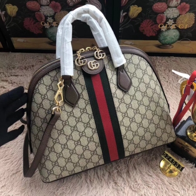 【GUCCI-古馳】 十年打造專業GUCCI 市場頂級獨家控貨， 專櫃品質 採用進口牛皮，原廠五金！精緻做工。 獨家實物拍照 品質如圖可見 。款號：524533。尺寸：34*27.5*15