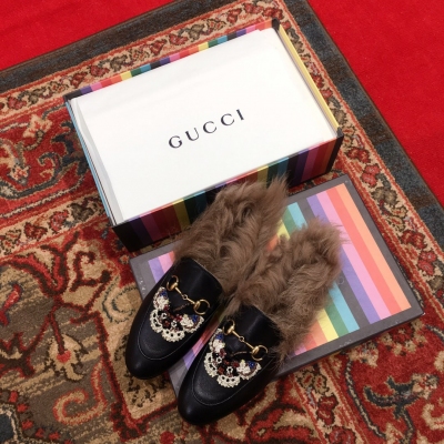 【單鞋版】Gucci古馳 2018早秋新款毛毛樂福鞋！專櫃限量版！原廠開模楦頭，皮料、皮毛、大底均原版同步，獨家對版貨！配專櫃包裝！ Size: 35-39 可訂40