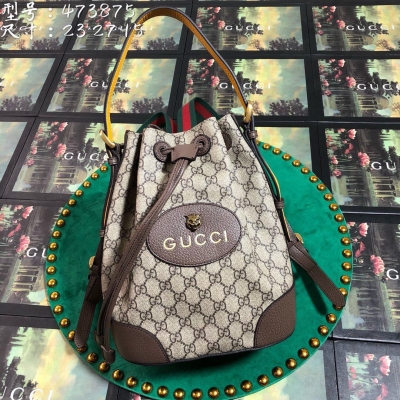 Gucci古馳新款。市場頂級獨家控貨，專櫃品質 採用進口牛皮，原廠五金！精緻做工。 獨家實物拍照 品質如圖可見 。款號: 473875。尺寸：寬23*高27*側寬15