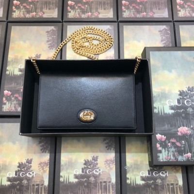 Gucci古馳 原單新款 精美鏈條包 實物拍攝，義大利牛皮配Gucci標誌性金屬五金，做工精細 型號:598549。顏色:紅色/黑色全皮。尺寸w20×h12.5×4cm。