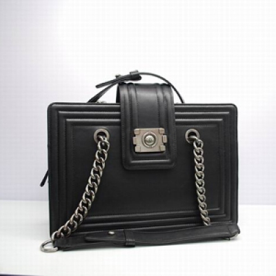 30161.7  Chanel香奈兒   boy系列黑色真牛皮復古銀鏈手提單肩包 小香女包 新款手提包