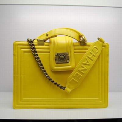 30160.7   Chanel香奈兒   boy系列檸檬黃真牛皮復古銅鏈大號手提單肩包  新款手提包