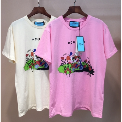 GUCCI古馳 2021早春新款短袖T恤，唐老鴨系列，採用% 棉質，3D直噴膠印花，視覺立體非常生動可愛，人手必備款，兩色，SML