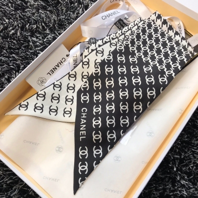 CHANEL香奈兒圍巾 真絲斜紋面料，1:1複刻版，簡單百搭，4季適用，尺寸 10x160cm