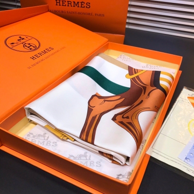 Hermes愛馬仕絲巾 高端斜紋真絲18姆米斜紋 套色飽滿90x90cm方巾