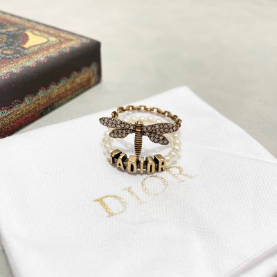 Dior迪奧 2021年迪奥最新款的戒指 简约时尚百搭配新款潮