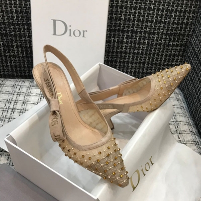 Dior迪奧 最新款字母logo蝴蝶織帶涼鞋 原版購入開發，原版純手工製作鞋面，羊皮內裡，義大利真皮大底，跟高1.5cm/6.5cm/10cm三種高度，頂級品質，碼數34-41（34.40.41訂做）